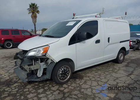2015 Nissan Nv200 S z USA, uszkodzony, nr VIN 3N6CM0KNXFK735013